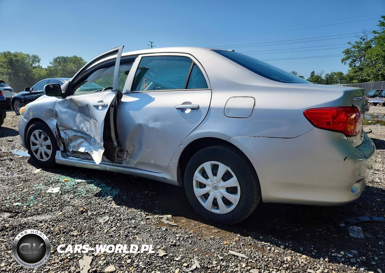 2010 Toyota Corolla Le VIN:2T1BU4EE8AC280704 - 2