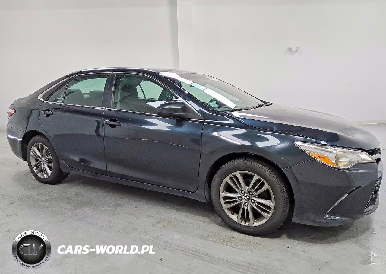 2016 Toyota Camry Se VIN:4T1BF1FK0GU585117 - 4
