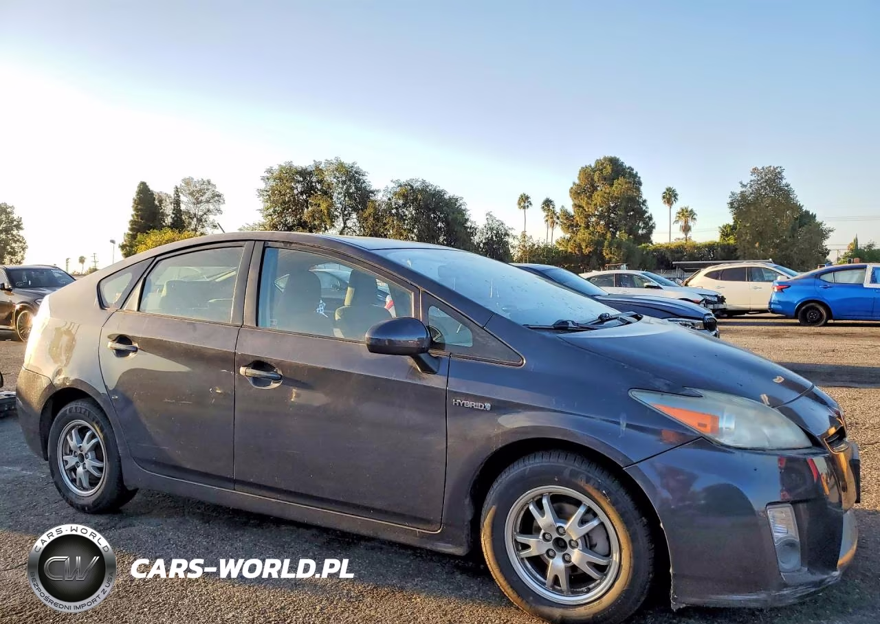 2010 Toyota Prius Ii VIN:JTDKN3DUXA0063620 - 4
