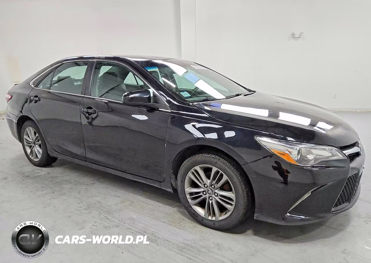 2016 Toyota Camry Se VIN:4T1BF1FK5GU203261 - 4