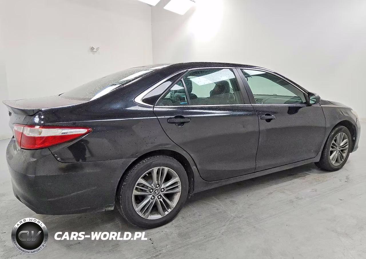 2016 Toyota Camry Se VIN:4T1BF1FK6GU228993 - 3