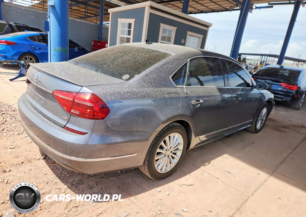 2016 Volkswagen Passat Se VIN:1VWBS7A37GC050811 - 3