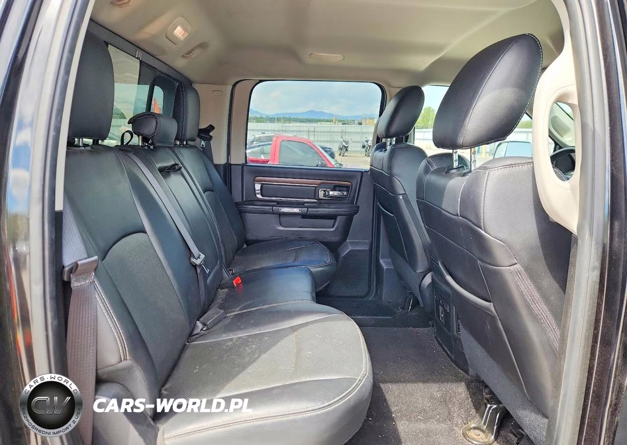 2016 Ram 1500 Laramie VIN:1C6RR7NM5GS236554 - 10