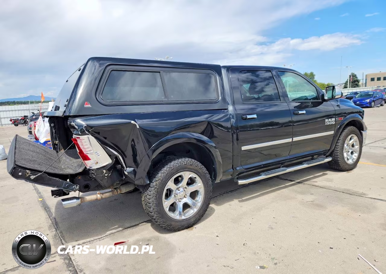 2016 Ram 1500 Laramie VIN:1C6RR7NM5GS236554 - 3