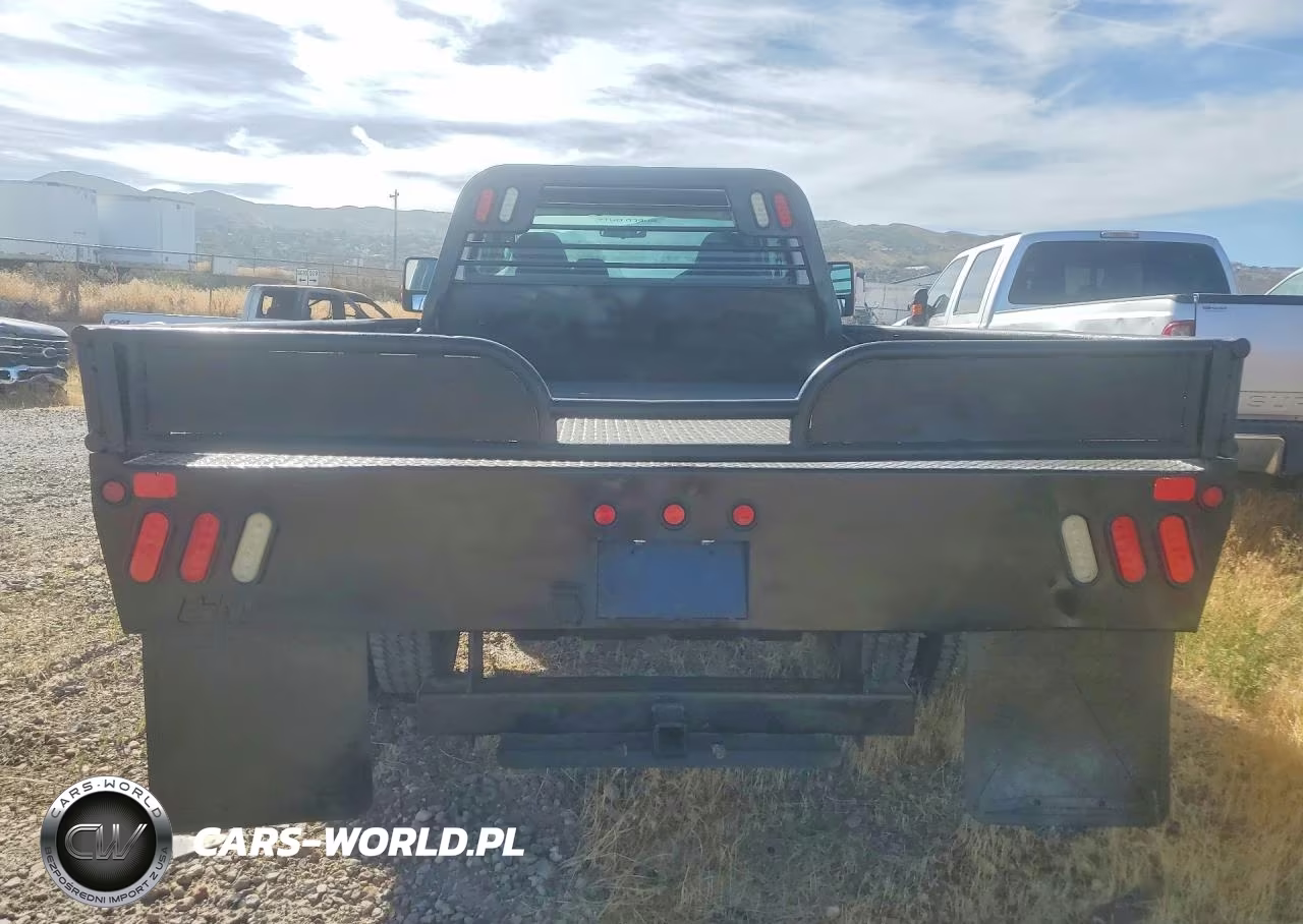 2010 Ford F450 Super Duty VIN:1FDAF4HR9AEA72585 - 6