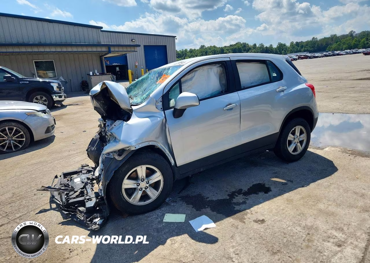 2017 Chevrolet Trax Ls VIN:3GNCJNSB5HL287329 - 1