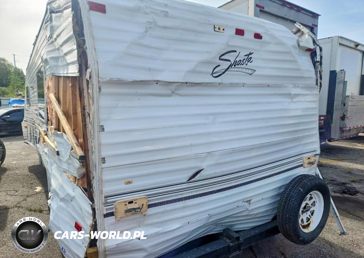 2000 Shasta Coachmen Camper VIN:1TS2B5123Y9303161 - 9
