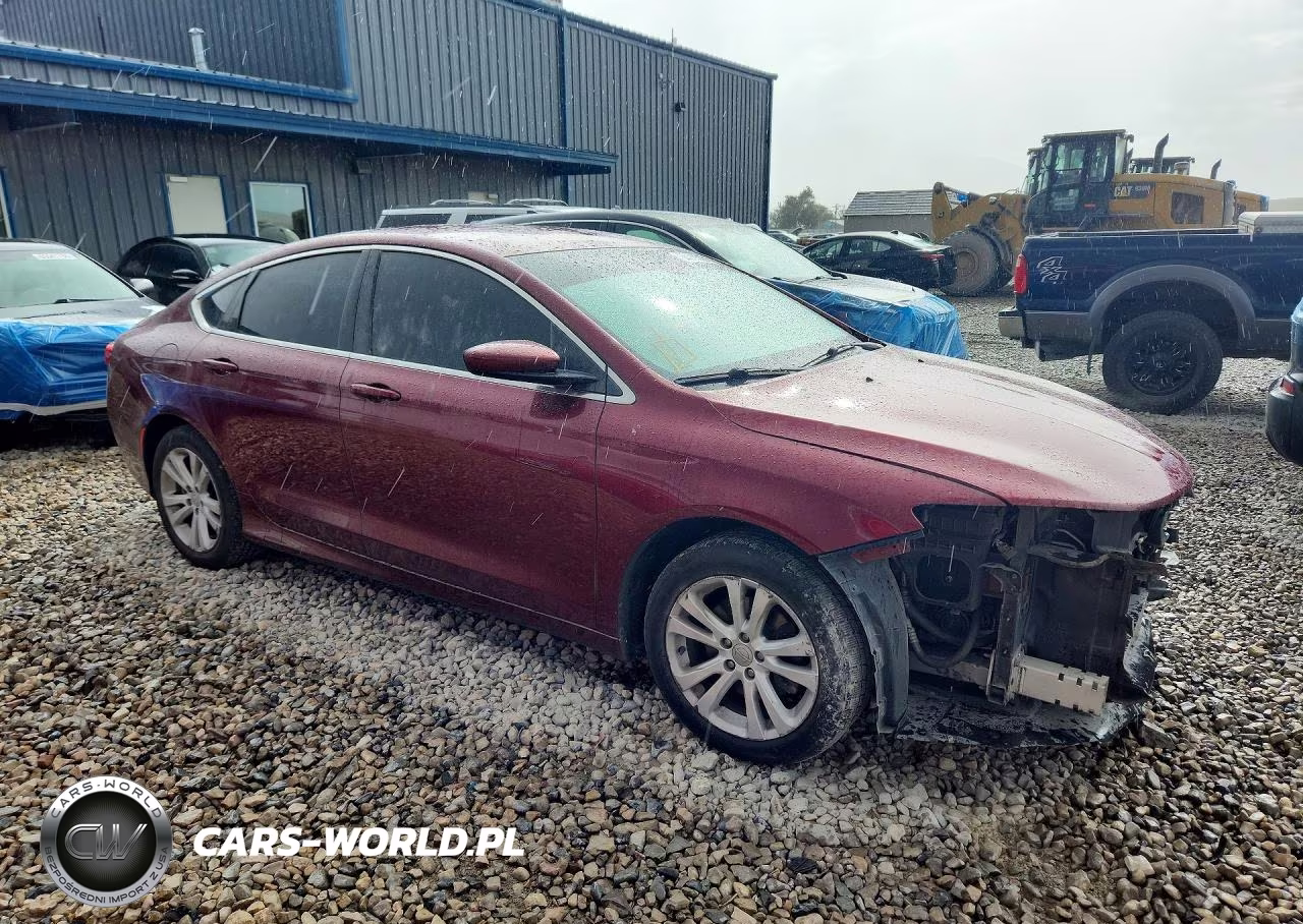 2015 Chrysler 200 Limited VIN:1C3CCCAB5FN676112 - 4