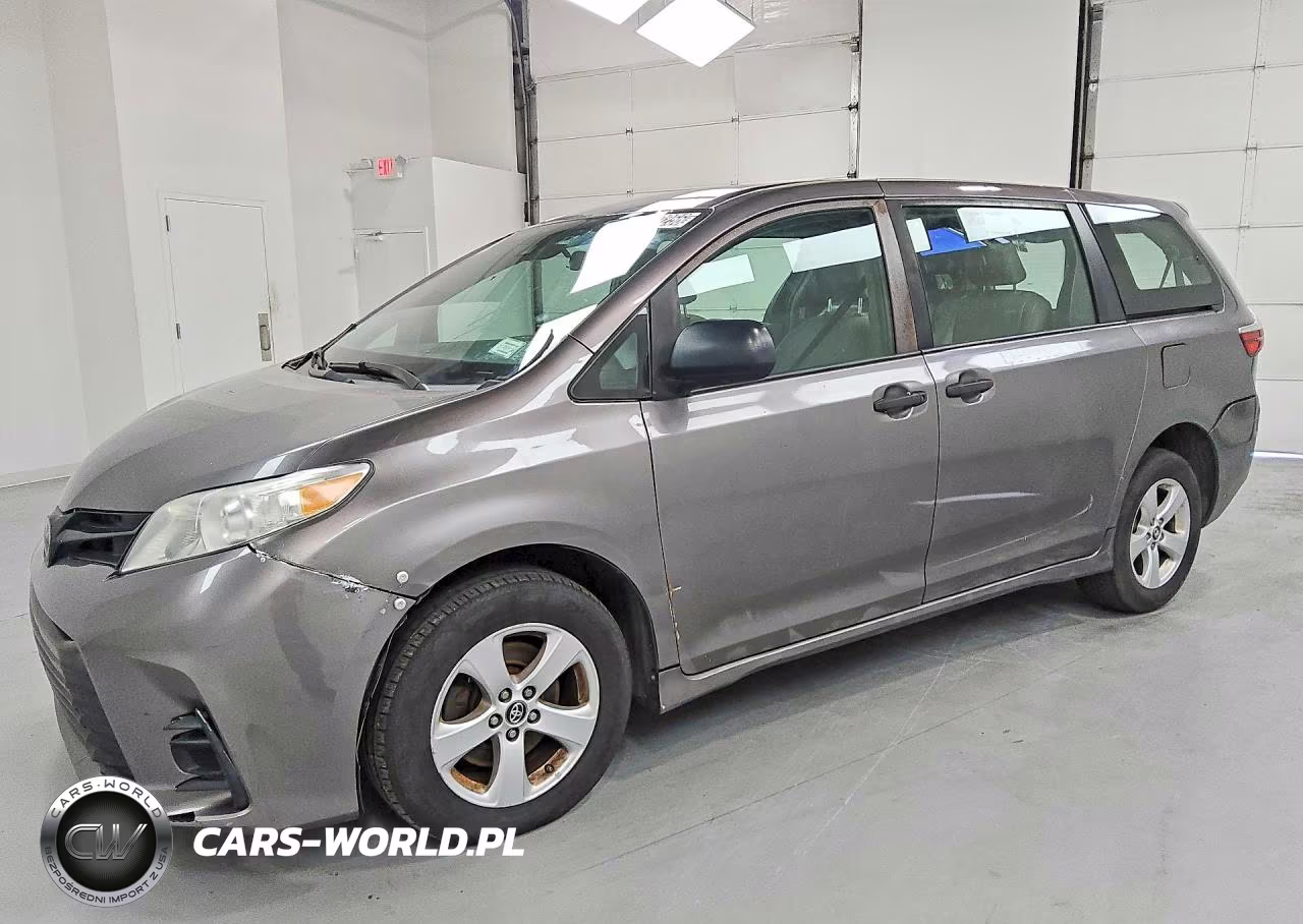 2018 Toyota Sienna L