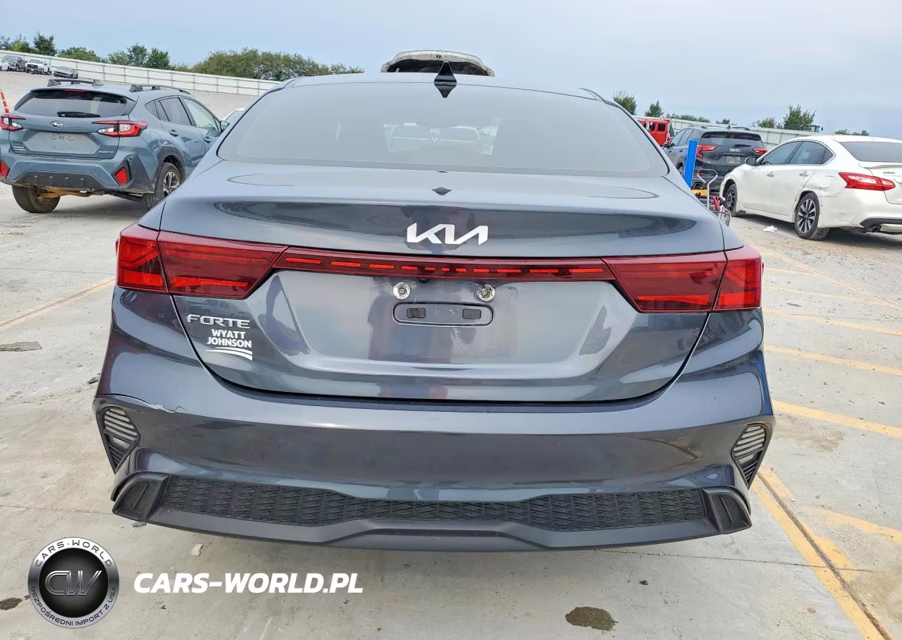 2023 Kia Forte Lxs VIN:3KPF24AD0PE573964 - 6