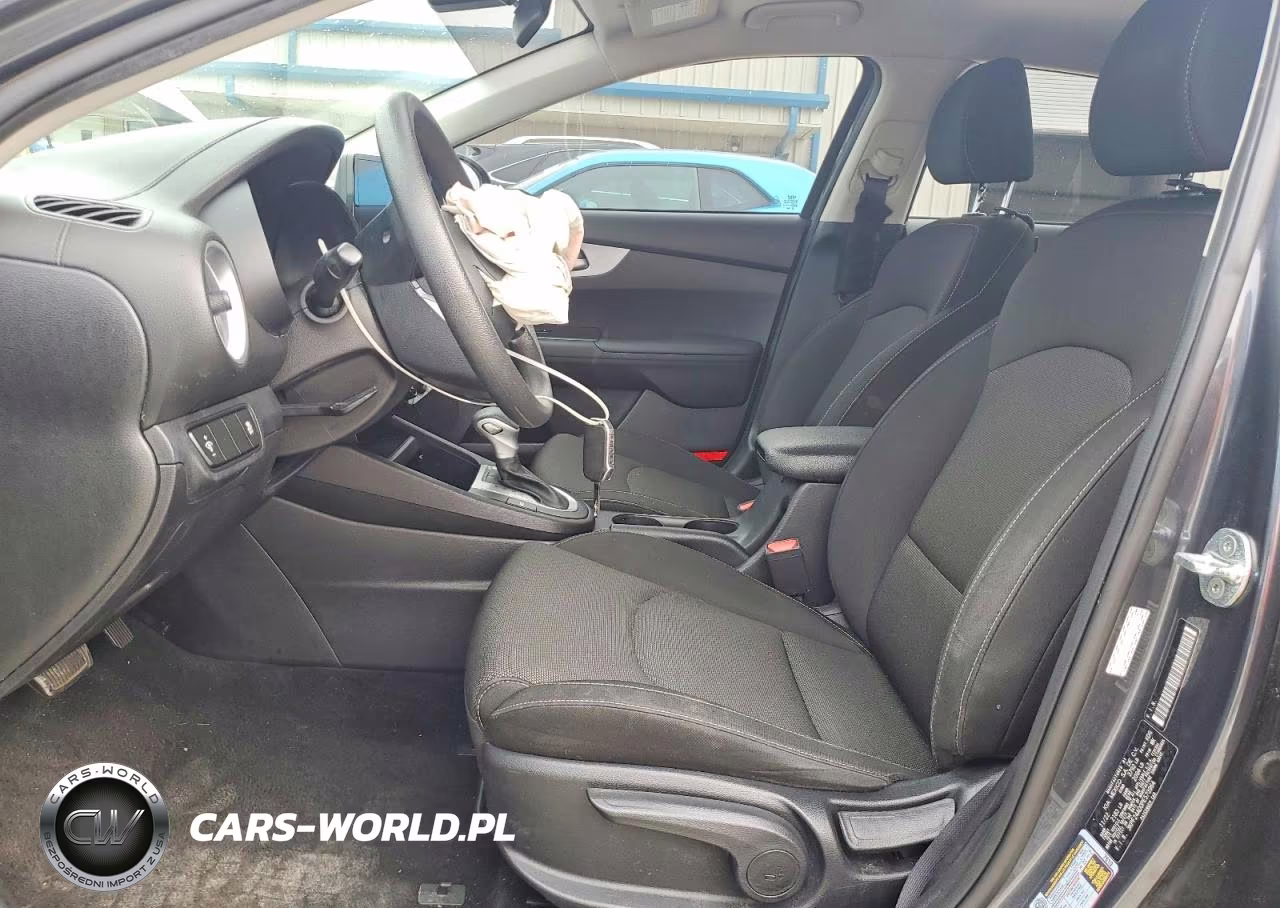 2023 Kia Forte Lxs VIN:3KPF24AD0PE573964 - 7