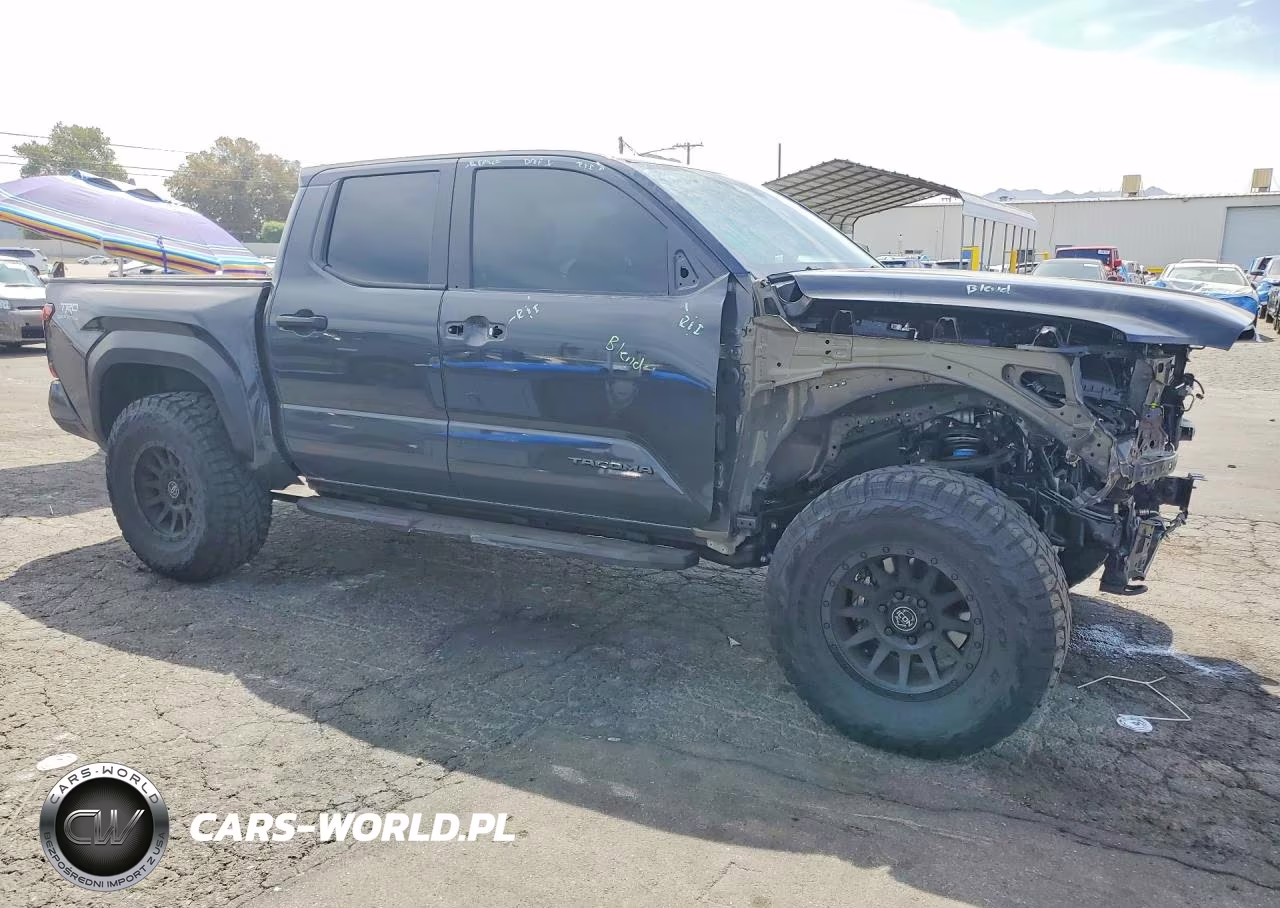 2025 Toyota Tacoma Trd Off-Road VIN:3TMLB5JN6SM118178 - 4