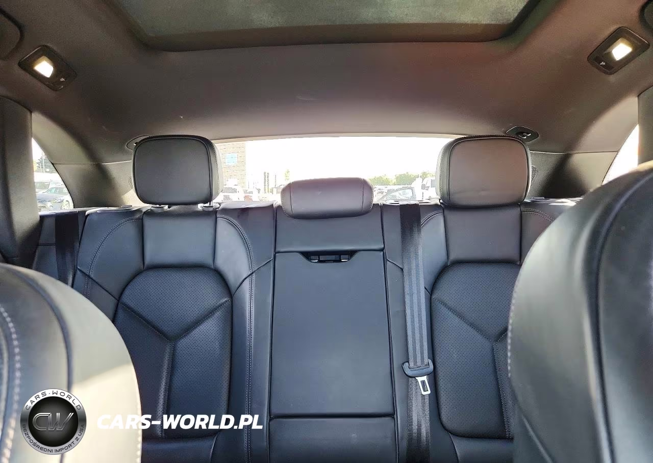 2024 Porsche Macan Base VIN:WP1AA2A56RLB06941 - 10