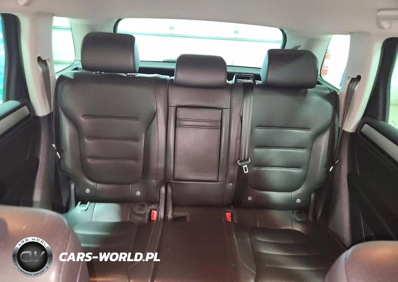 2013 Volkswagen Touareg V6 Tdi VIN:WVGEP9BP4DD012873 - 10