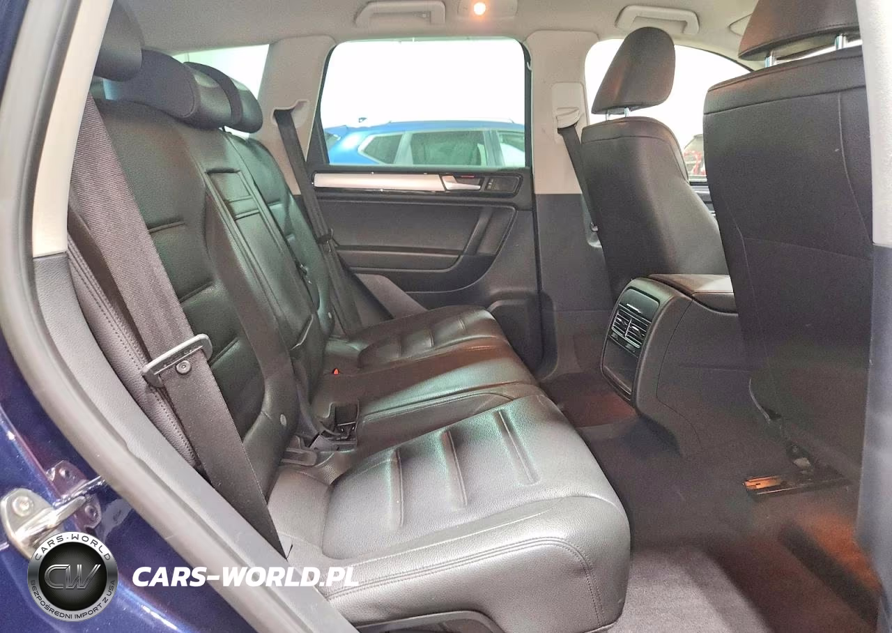 2013 Volkswagen Touareg V6 Tdi VIN:WVGEP9BP4DD012873 - 11