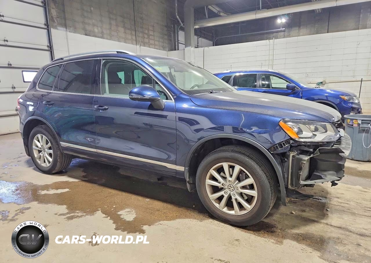 2013 Volkswagen Touareg V6 Tdi VIN:WVGEP9BP4DD012873 - 4
