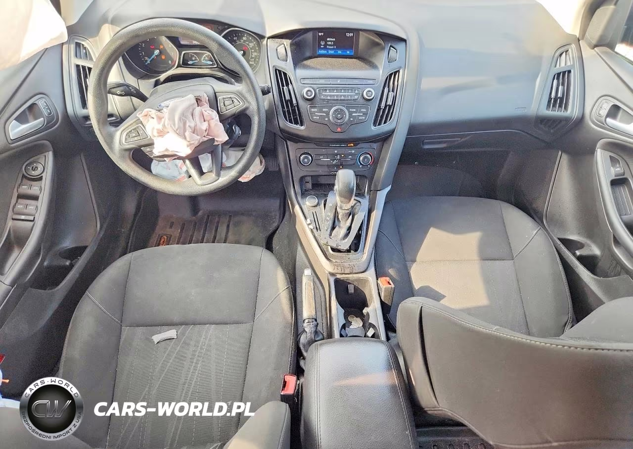 2018 Ford Focus Se VIN:1FADP3K28JL218187 - 8