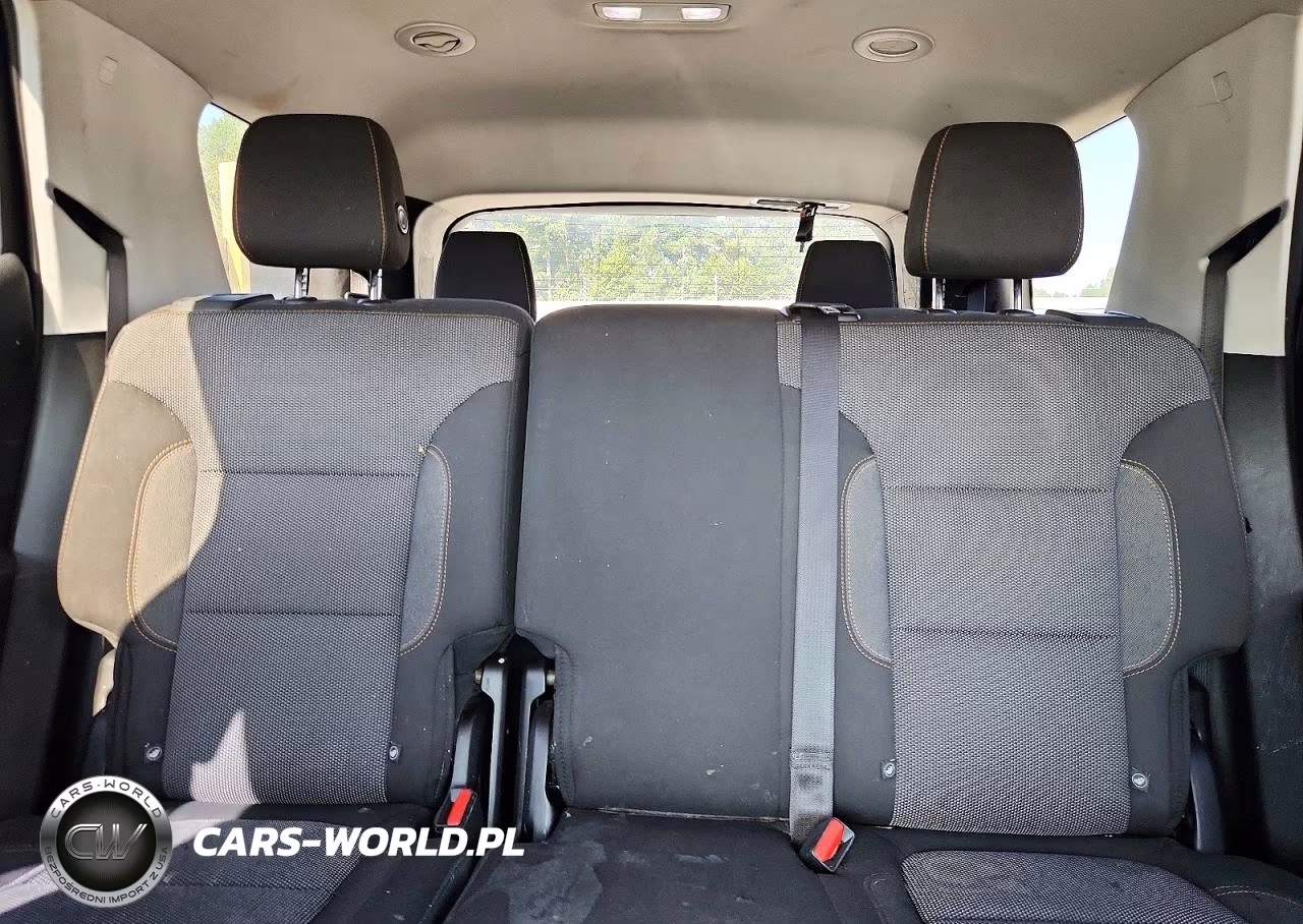 2018 Chevrolet Traverse Ls VIN:1GNERFKW4JJ253504 - 10