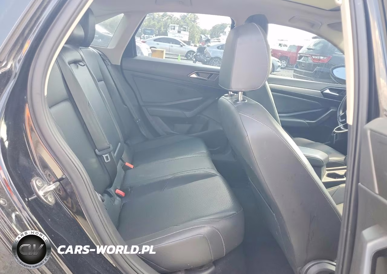 2019 Volkswagen Jetta S VIN:3VWC57BU2KM192641 - 10