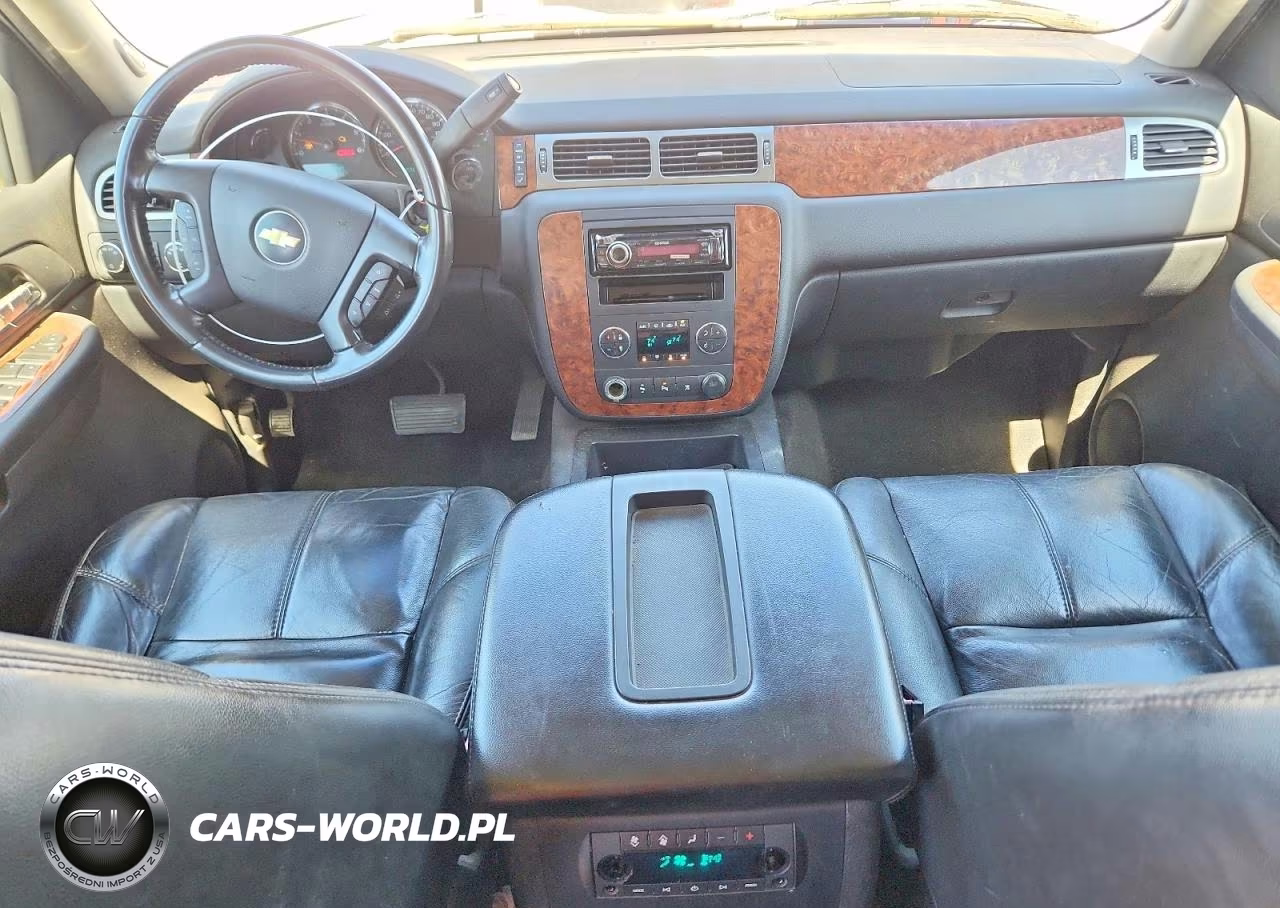 2007 Chevrolet Suburban K1500 VIN:1GNFK16307J159799 - 8