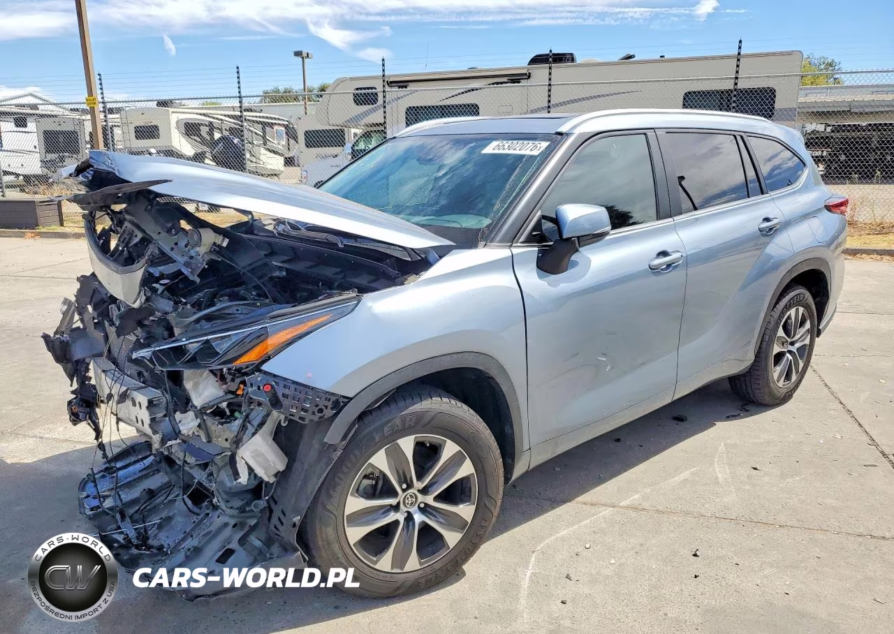 2023 Toyota Highlander Xle