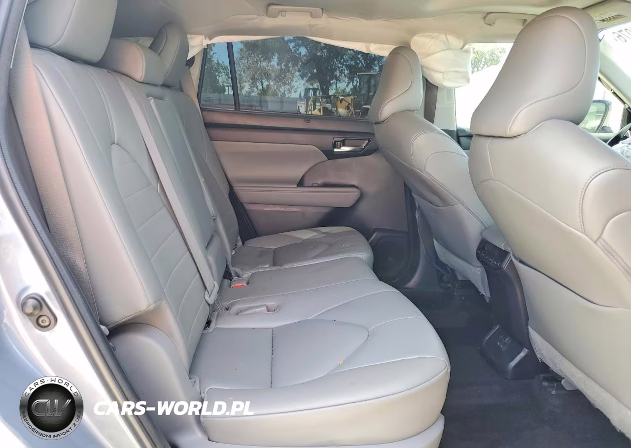 2023 Toyota Highlander Xle VIN:5TDKDRAH2PS002264 - 10