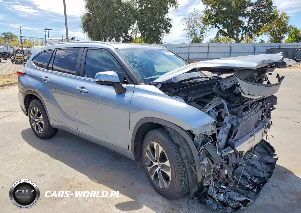 2023 Toyota Highlander Xle VIN:5TDKDRAH2PS002264 - 4
