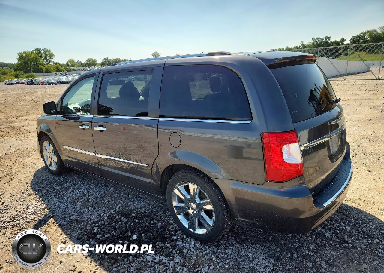 2015 Chrysler Town & Country Limited Platinum VIN:2C4RC1GG9FR506108 - 2