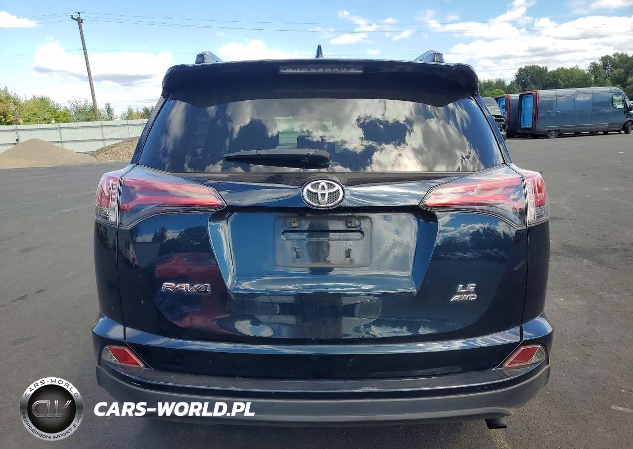 2018 Toyota Rav4 Le VIN:JTMBFREV2JD251340 - 6