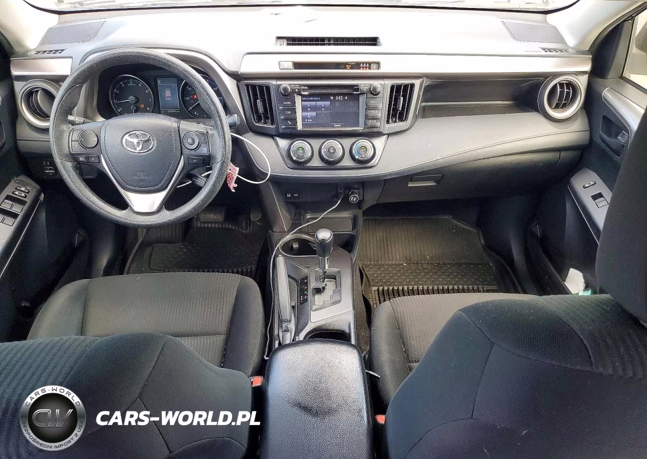 2018 Toyota Rav4 Le VIN:JTMBFREV2JD251340 - 8