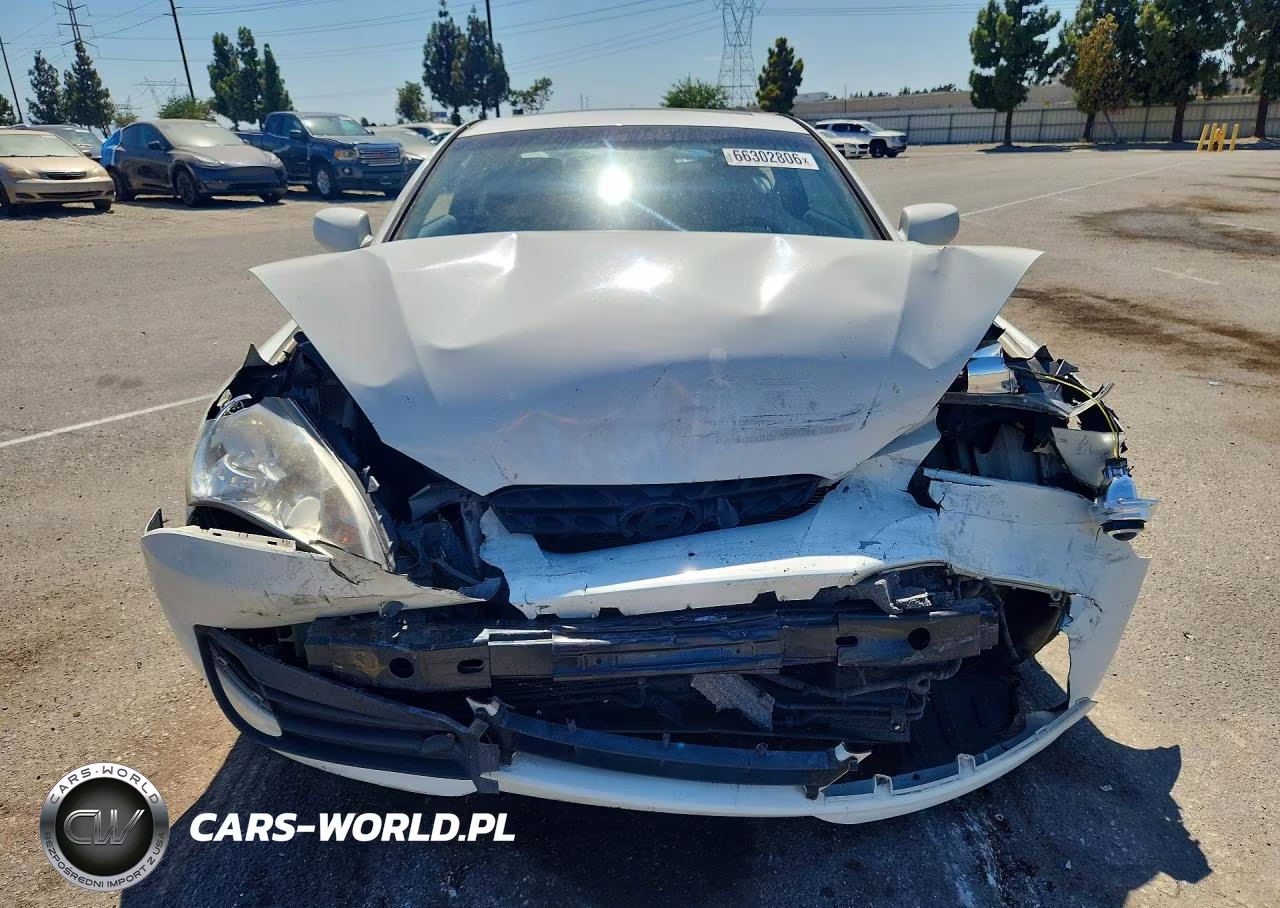 2011 Hyundai Genesis Coupe 2.0T Premium VIN:KMHHT6KD3BU042781 - 5