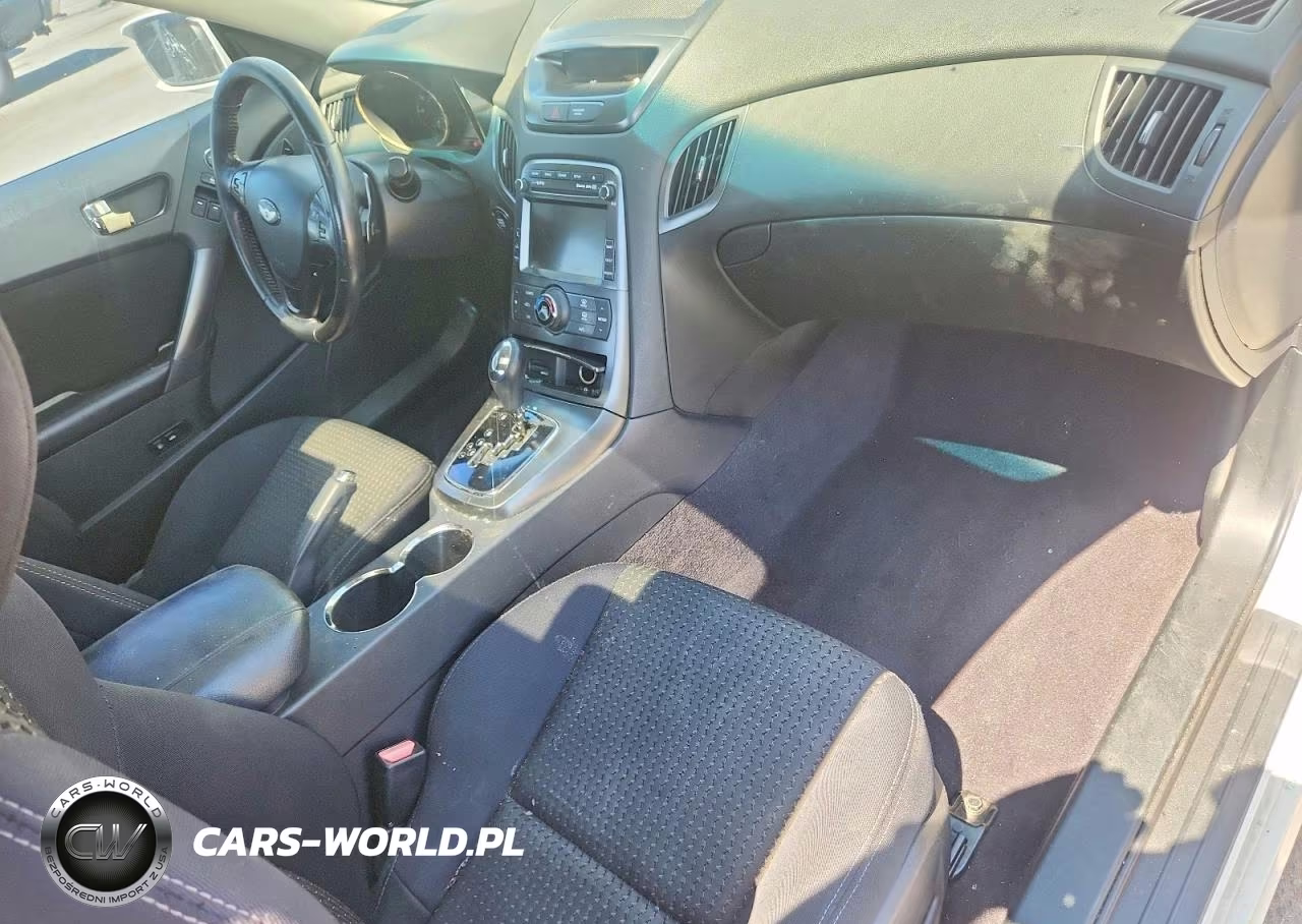 2011 Hyundai Genesis Coupe 2.0T Premium VIN:KMHHT6KD3BU042781 - 8