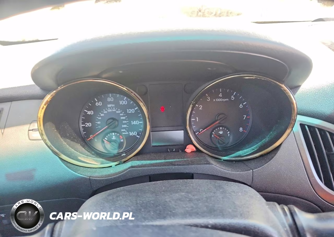 2011 Hyundai Genesis Coupe 2.0T Premium VIN:KMHHT6KD3BU042781 - 9