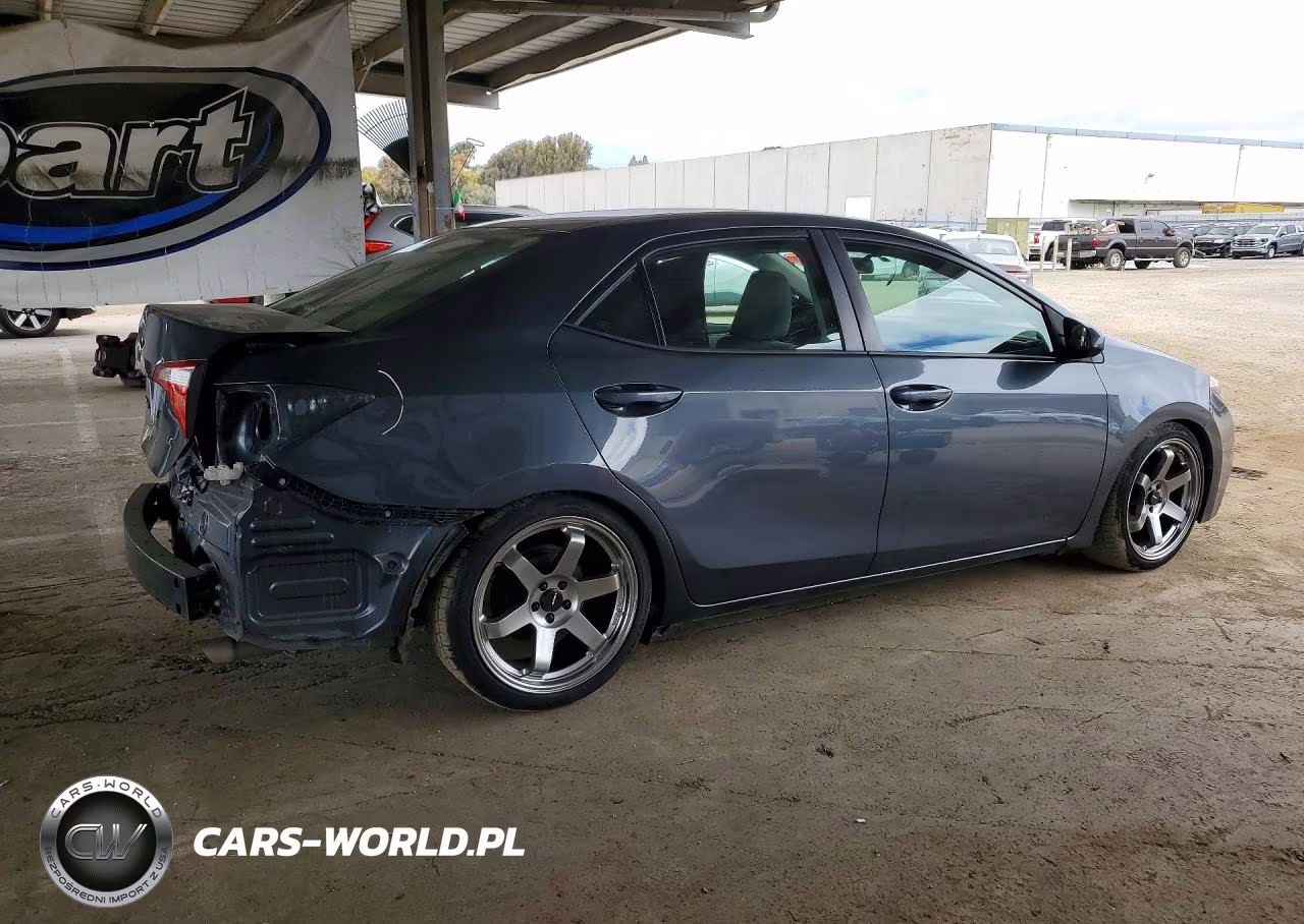 2014 Toyota Corolla Le VIN:2T1BURHE6EC070701 - 3