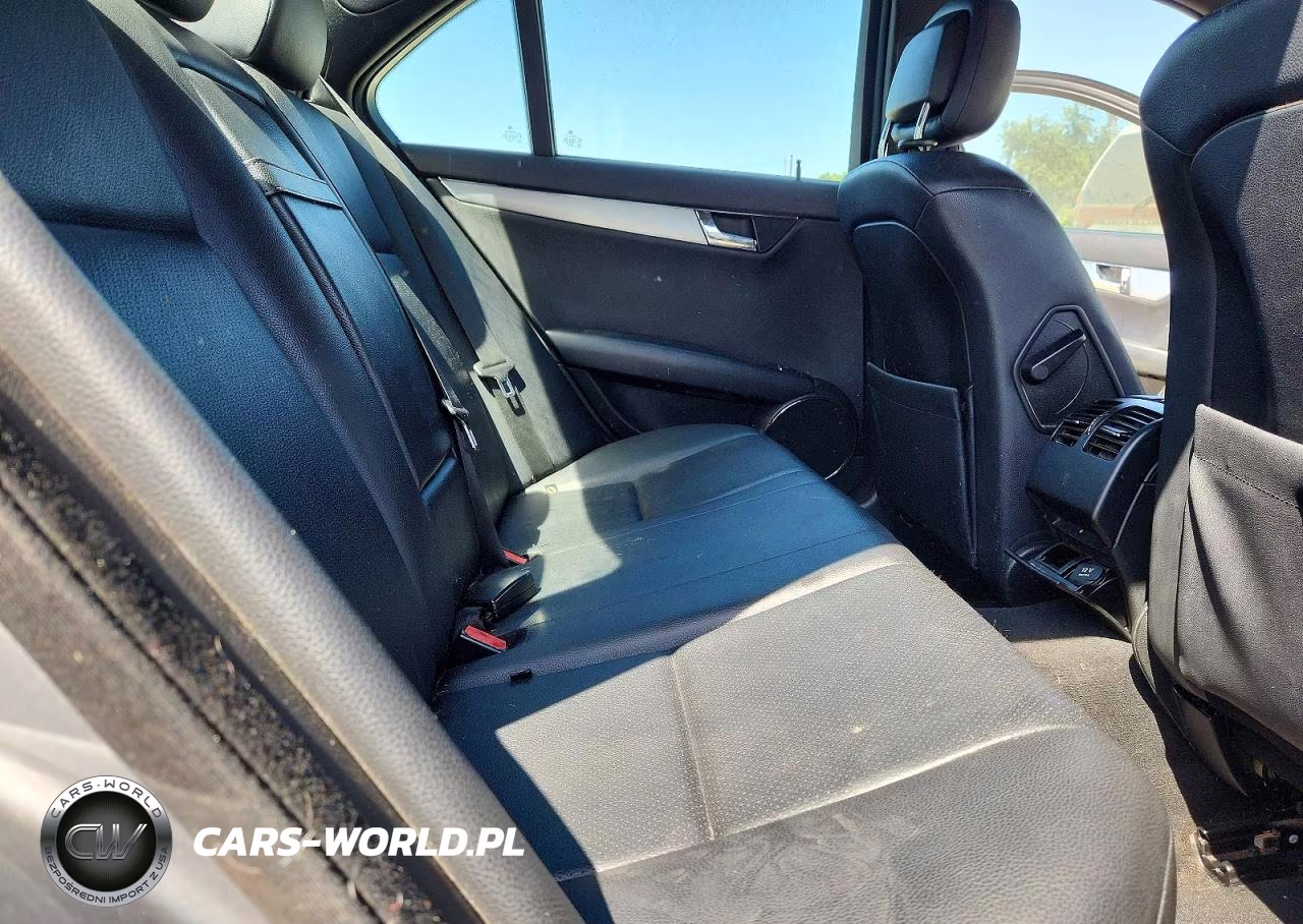 2008 Mercedes-Benz C 300 VIN:WDDGF54X58F057715 - 10