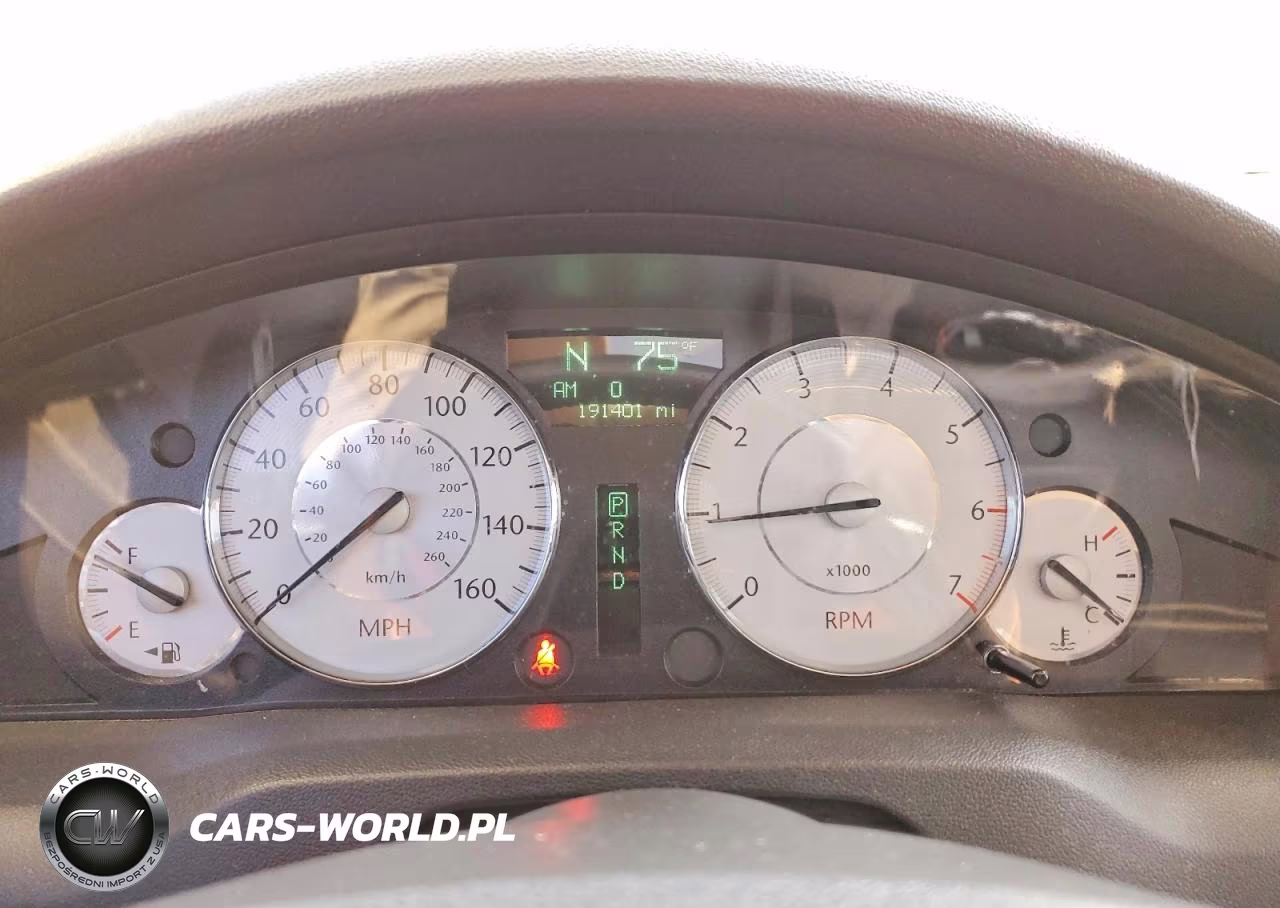 2008 Chrysler 300C VIN:2C3LA63H98H119661 - 9