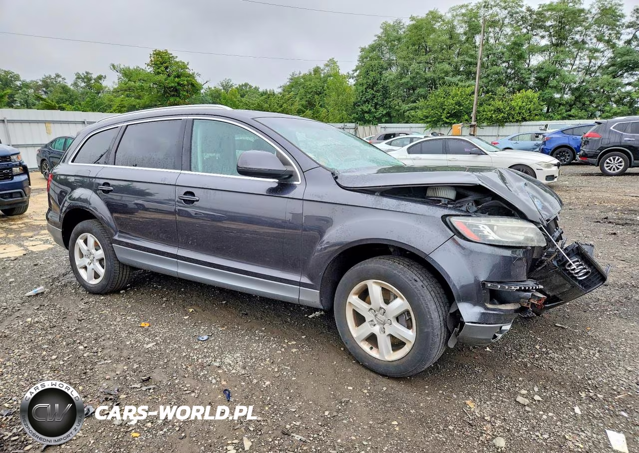 2011 Audi Q7 Premium Plus VIN:WA1LGAFE2BD001321 - 4