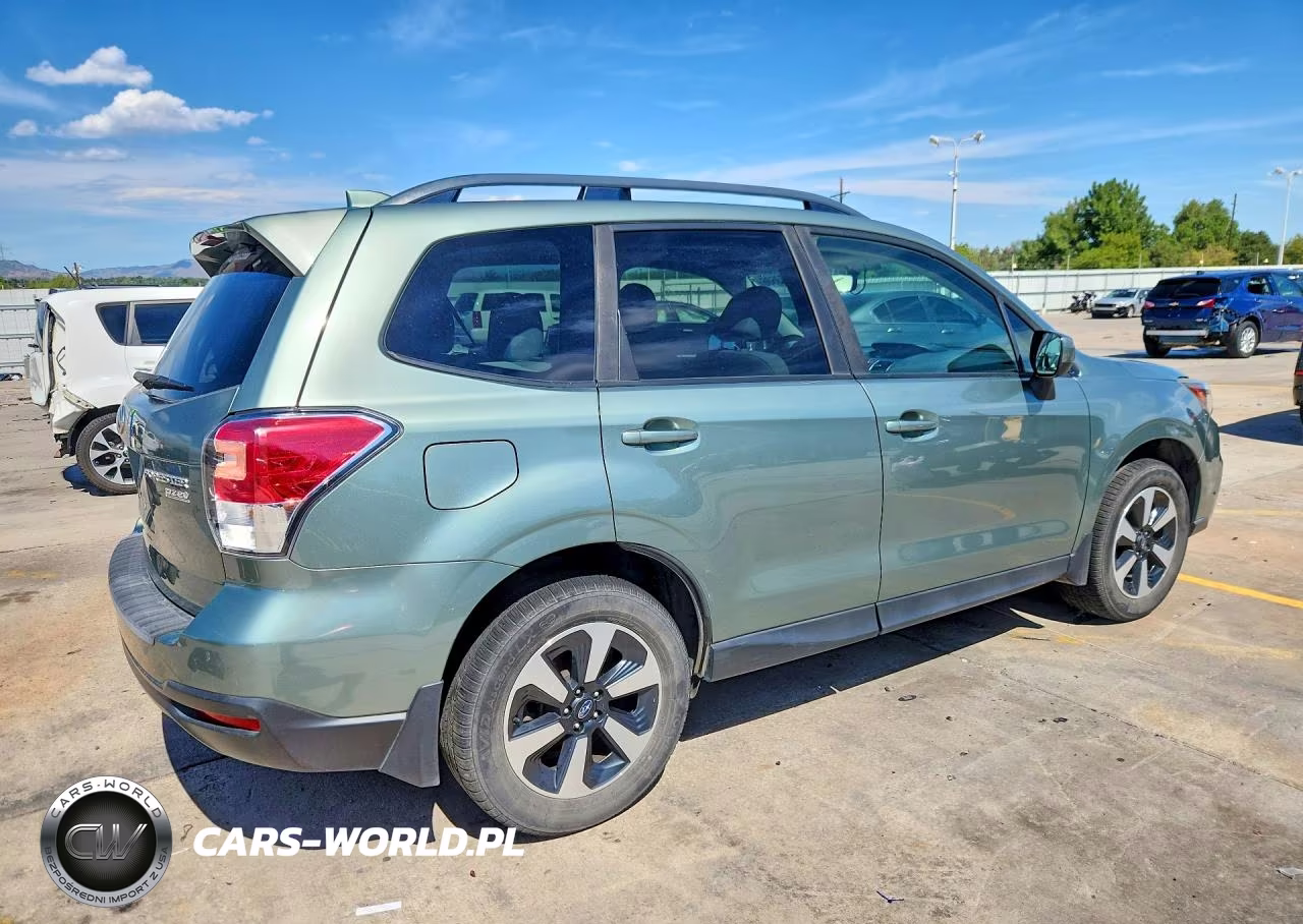 2017 Subaru Forester 2.5I Premium VIN:JF2SJAEC4HH570323 - 3