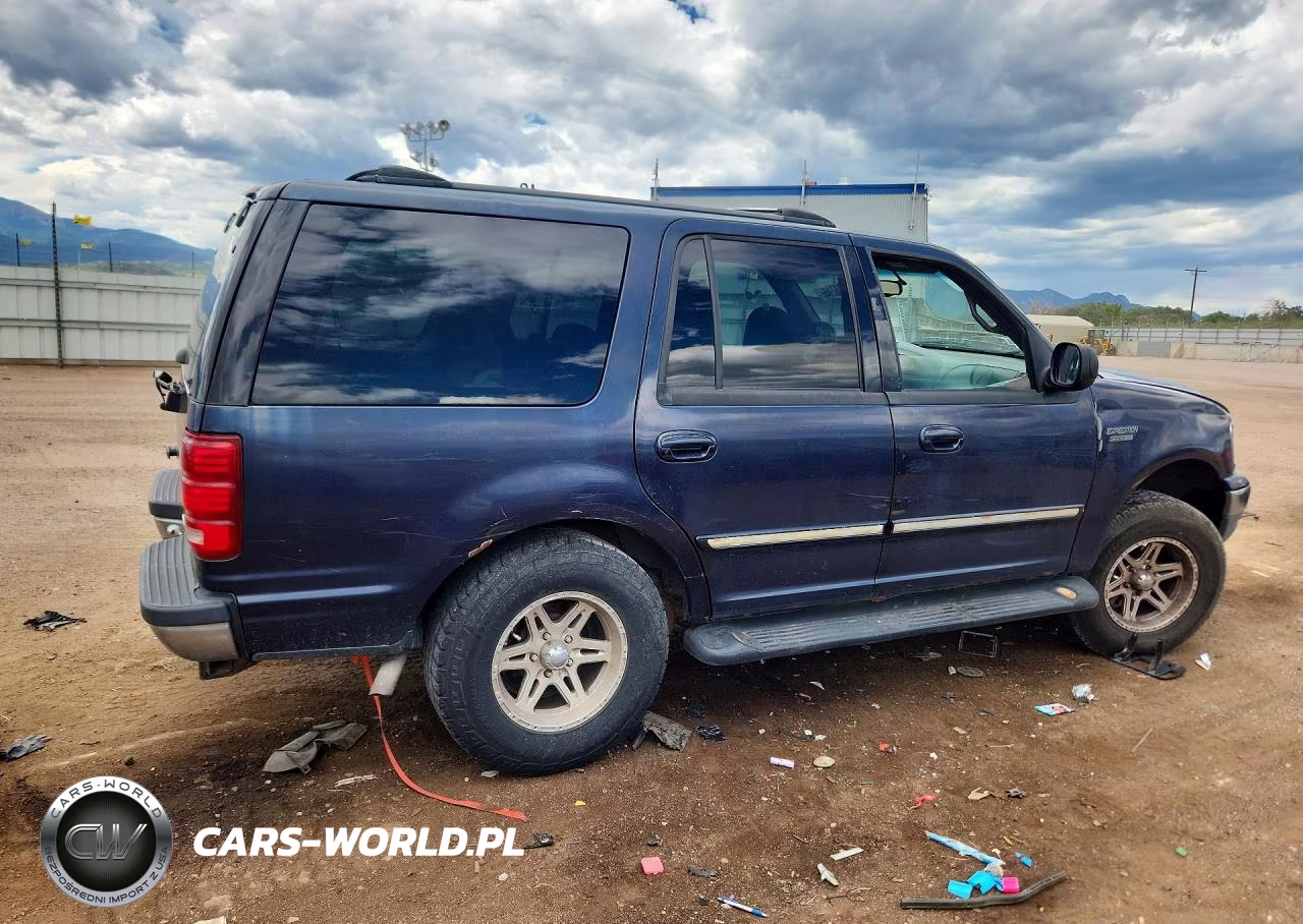 2000 Ford Expedition Xlt VIN:1FMPU16L2YLA60765 - 3