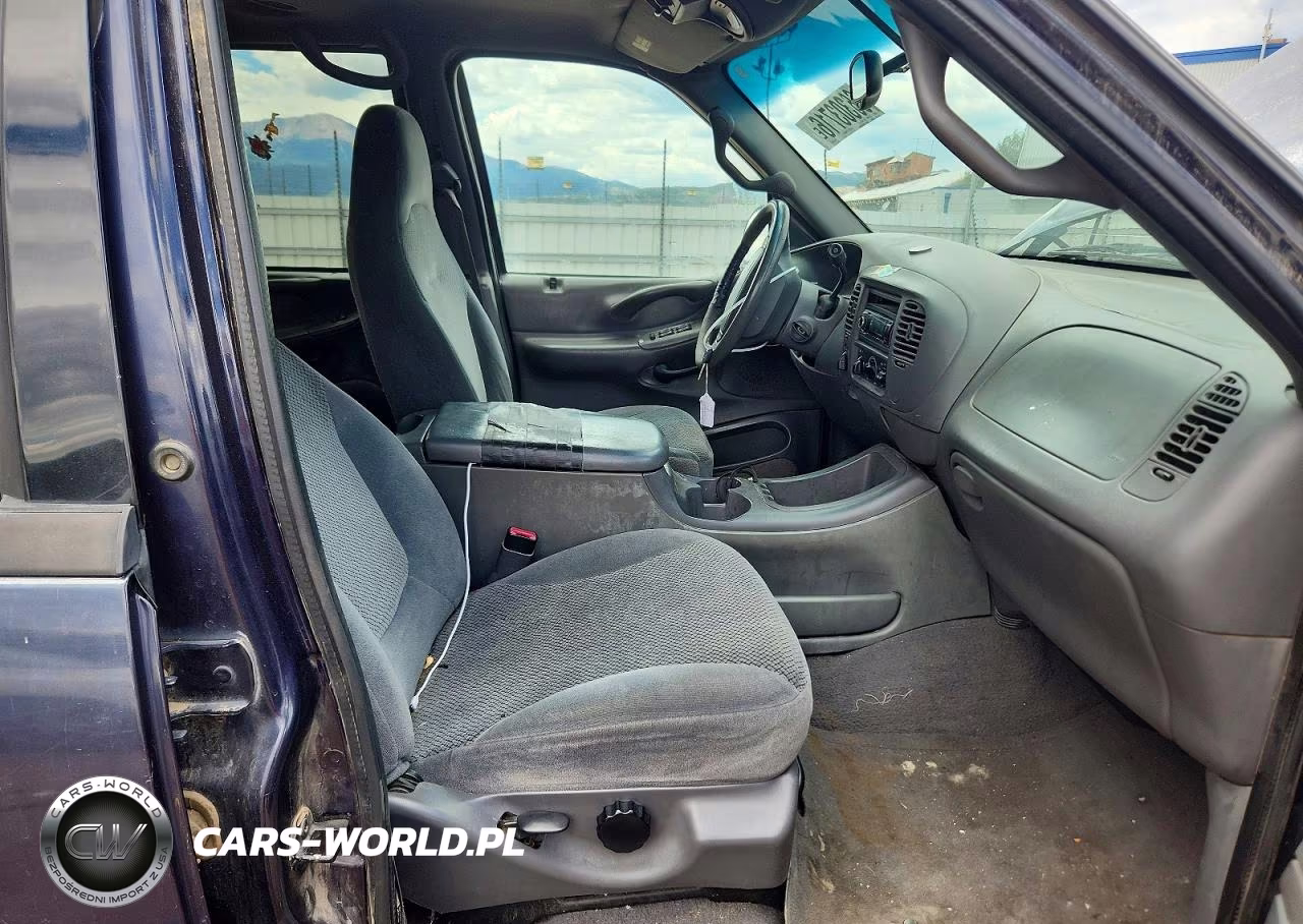 2000 Ford Expedition Xlt VIN:1FMPU16L2YLA60765 - 7