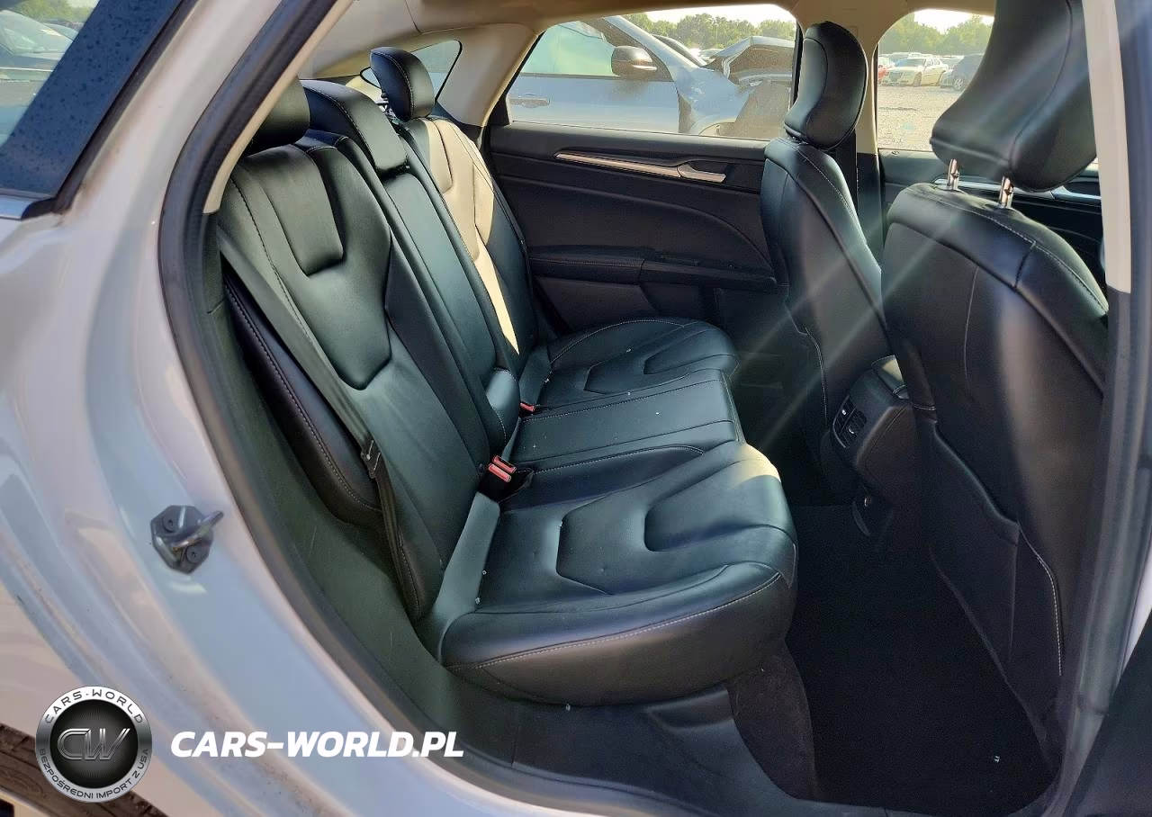 2017 Ford Fusion Titanium VIN:3FA6P0K95HR139558 - 10