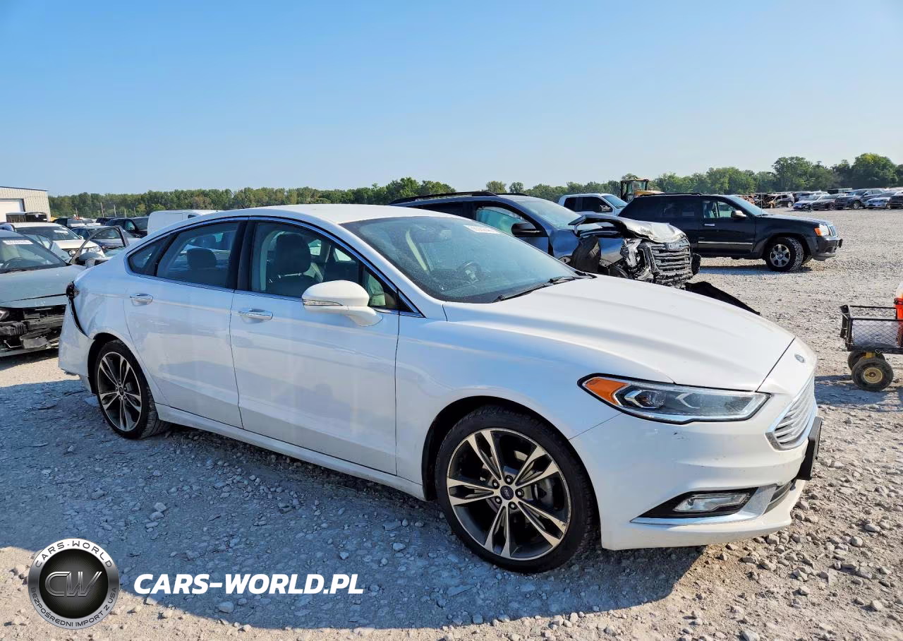 2017 Ford Fusion Titanium VIN:3FA6P0K95HR139558 - 4