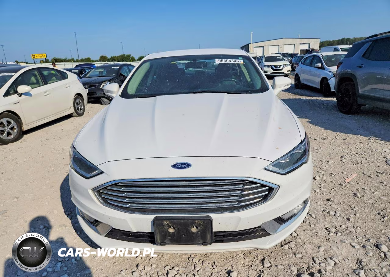 2017 Ford Fusion Titanium VIN:3FA6P0K95HR139558 - 5