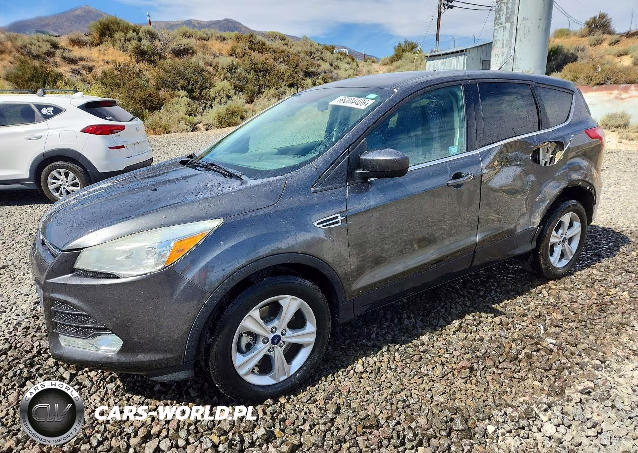 2016 Ford Escape Se VIN:1FMCU9G9XGUC45798 - 1