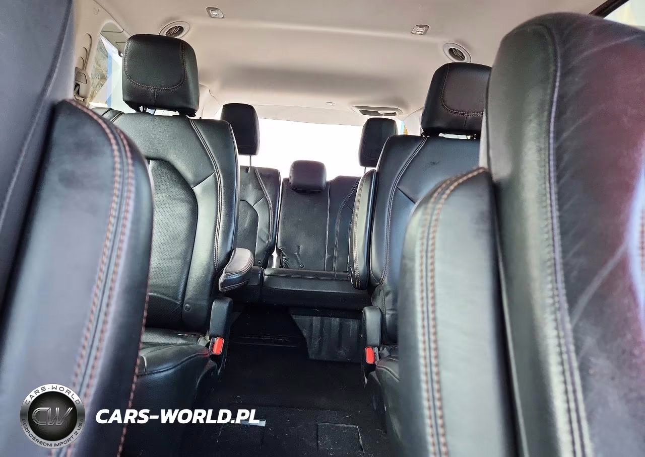 2017 Chrysler Pacifica Touring L Plus VIN:2C4RC1EGXHR622665 - 10