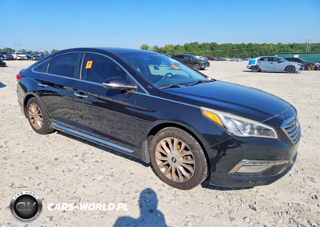 2015 Hyundai Sonata Limited VIN:5NPE34AF1FH143879 - 4