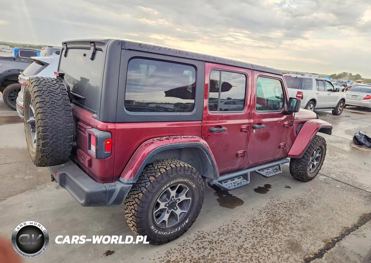 2021 Jeep Wrangler Unlimited Rubicon VIN:1C4JJXFM2MW704319 - 3