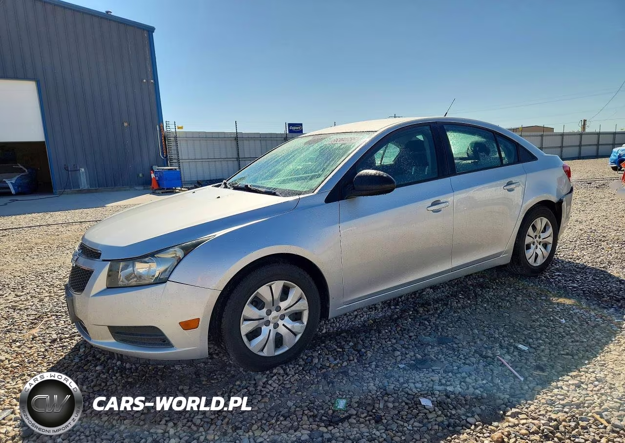 2014 Chevrolet Cruze Ls – zdjęcie 1 z 12