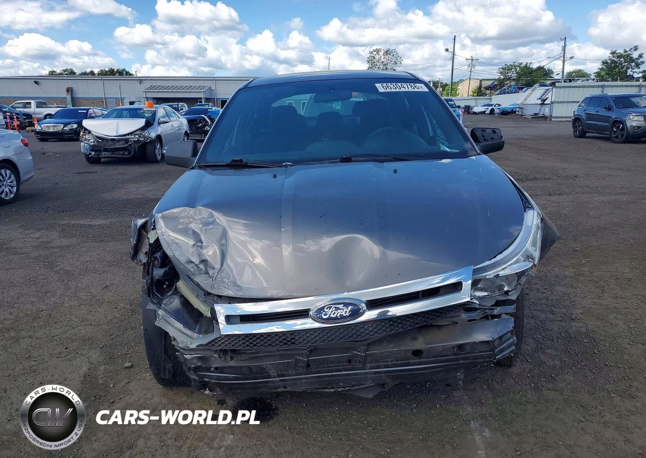 2010 Ford Focus Se VIN:1FAHP3FN8AW131183 - 5