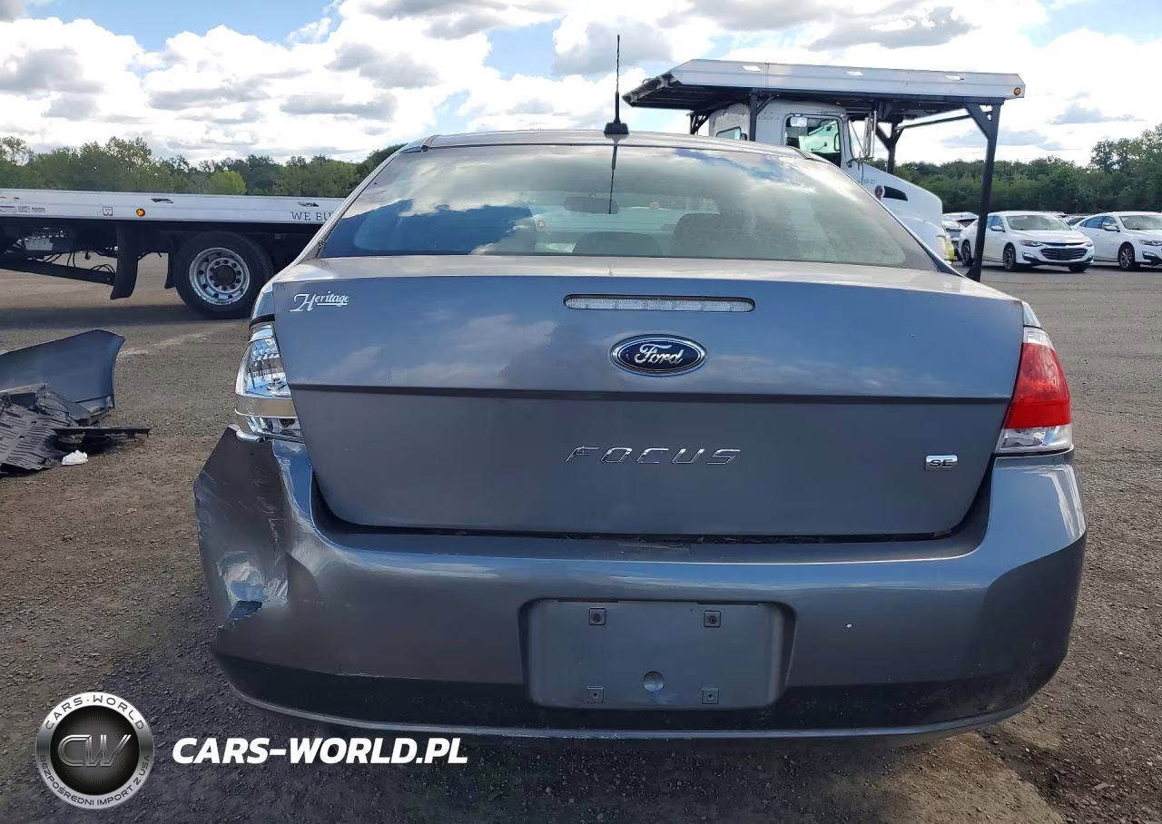 2010 Ford Focus Se VIN:1FAHP3FN8AW131183 - 6